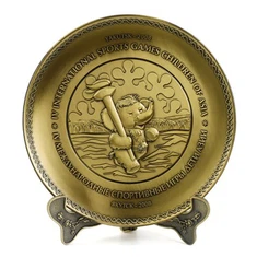 Antikvāra metāla reljefa logotipa metāla suvenīru šķīvis